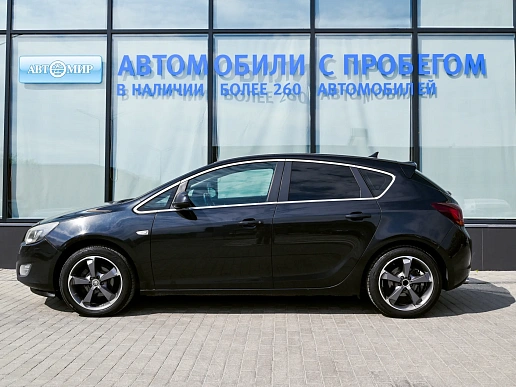 Купить Опель Астра 2011г.