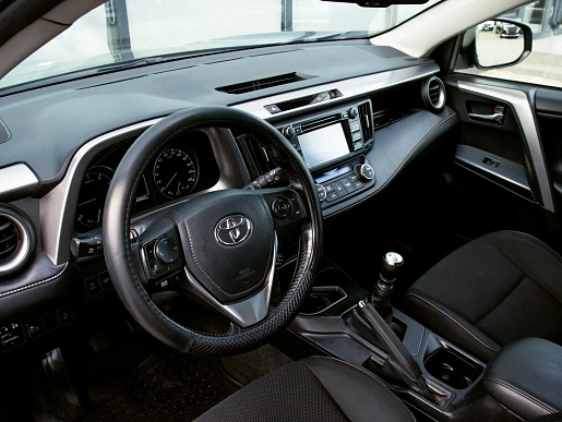 Купить Тойота Новый RAV4 2016г.