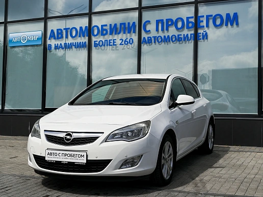 Купить Опель Астра 2011г.