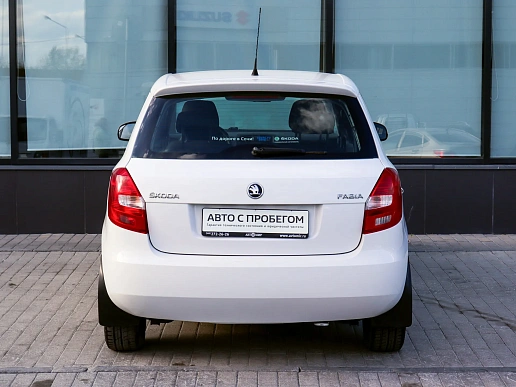 Купить Шкода Фабиа 2013г.
