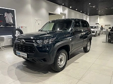 Lada Niva Travel