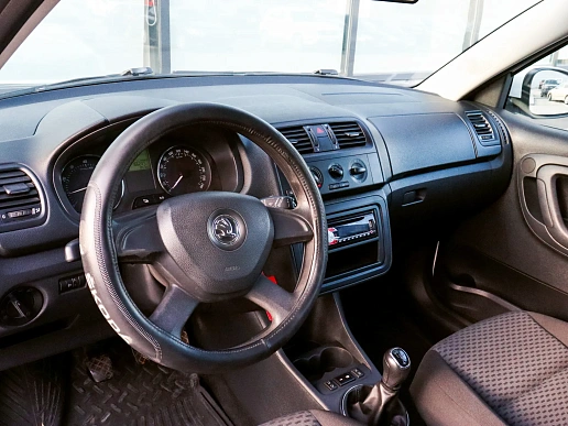 Купить Шкода Фабиа 2013г.