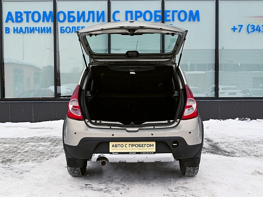 Купить Рено Сандеро 2012г.