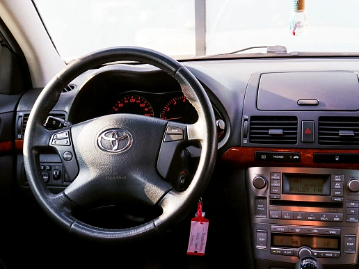 Купить Тойота Авенсис 2007г.