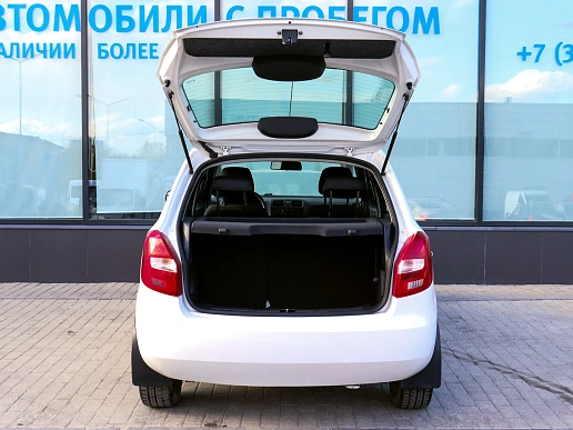 Купить Шкода Фабиа 2013г.