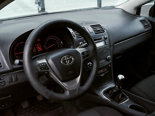 Купить Тойота Авенсис 2009г.