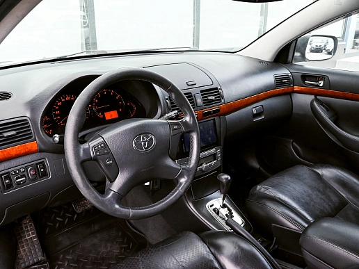 Купить Тойота Авенсис 2007г.
