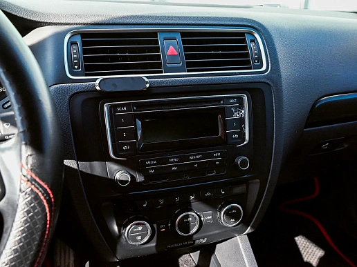 Купить Фольксваген ДЖетта 2013г.