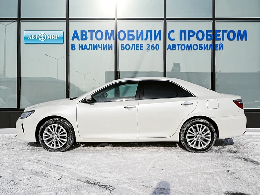 Купить Тойота Камрй 2015г.