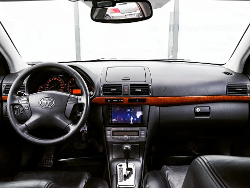 Купить Тойота Авенсис 2007г.