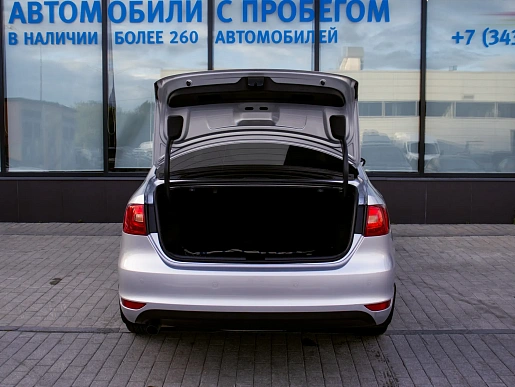 Купить Фольксваген ДЖетта 2013г.