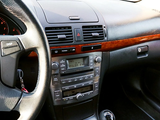 Купить Тойота Авенсис 2007г.