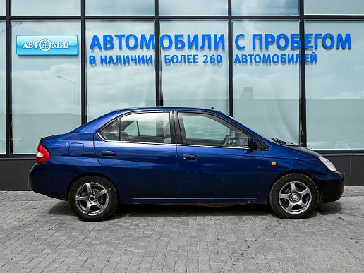 Купить Тойота Приус 2001г.