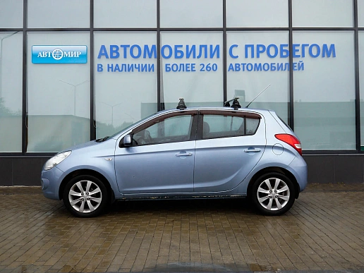 Купить Хёндай и20 2010г.