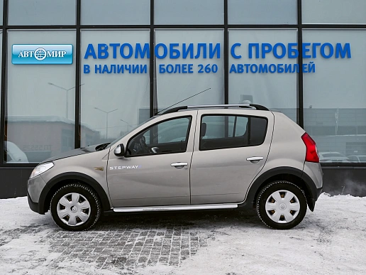 Купить Рено Сандеро 2012г.