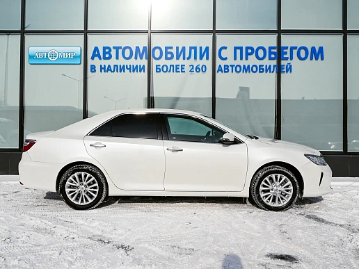 Купить Тойота Камрй 2015г.