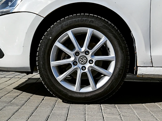 Купить Фольксваген ДЖетта 2013г.