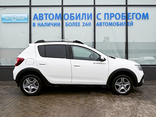 Купить Рено Сандеро 2021г.