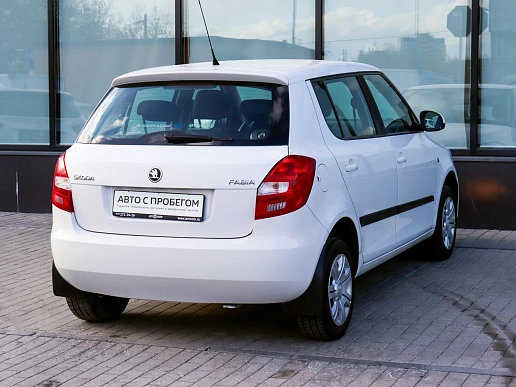 Купить Шкода Фабиа 2013г.