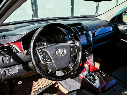 Купить Тойота Камрй 2012г.