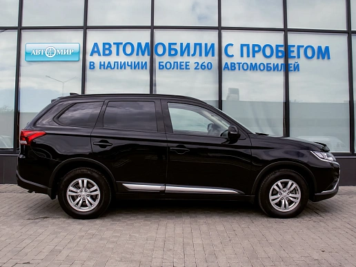 Купить Митсубиси Оутлендер 2021г.