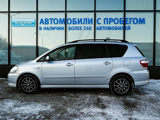 Купить Тойота Ипсум 2004г.
