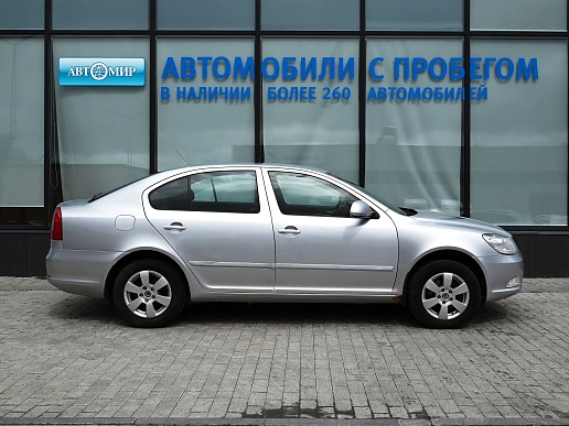 Купить Шкода Октавиа 2011г.