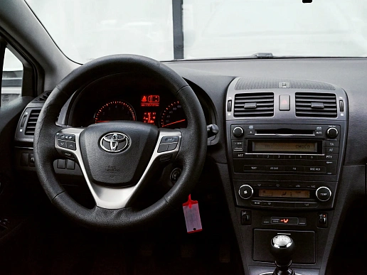 Купить Тойота Авенсис 2009г.